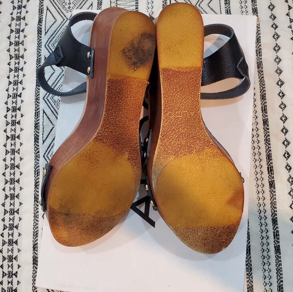 Aldo Wedge Sandals 8 - Picture 5 of 7